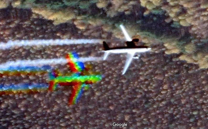 Avión volando en Arzebelyak, Mari-El, Rusia - Foro General de Google Earth