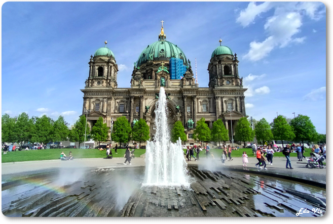 Berlín, un viaje de reencuentro. - Blogs de Alemania - Al centro histórico... (14)