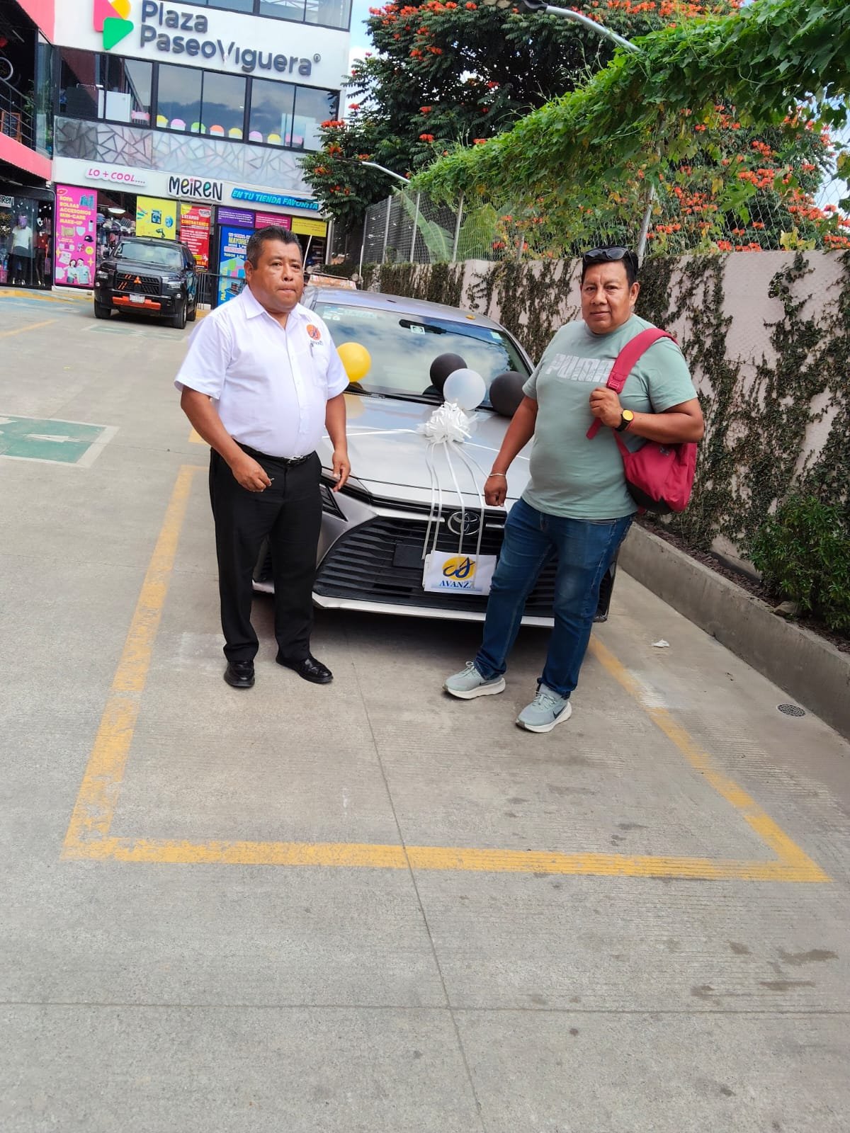 Entrega de auto a cliente