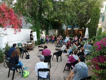 Primera trobada de col&middot;lectius per fer front com&uacute; a la crisi des de l&rsquo;&agrave;mbit social