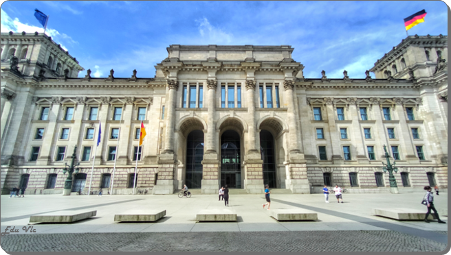 Berlín, un viaje de reencuentro. - Blogs de Alemania - Al centro histórico... (4)