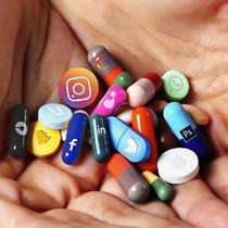 Deber&iacute;amos abandonar las redes sociales