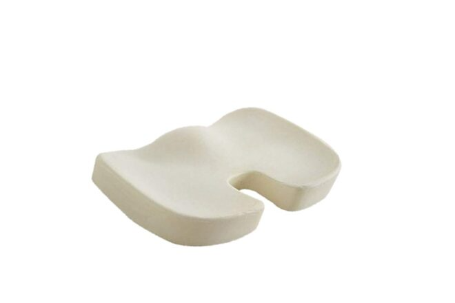 COJIN COXIS CUADRADO ERGONOMICO RELAX TIME Relax Time Bolsa x 1 Cojín diseñado para disminuir la presión en el coxis, proporcionando comodidad y alivio a personas con lesiones, hemorroides o que permanecen mucho tiempo sentadas. Su espuma flexible se adapta al cue