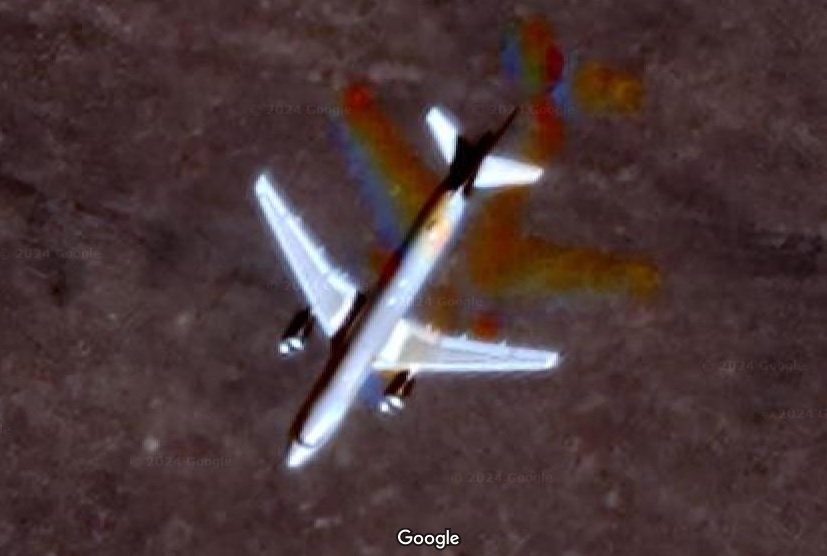 Avión Volando sobre Polígono Militar Ruso - 3 Aviones Volando en Estambul, Turquía 🗺️ Foro General de Google Earth