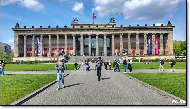 Berlín, un viaje de reencuentro. - Blogs de Alemania - Al centro histórico... (13)