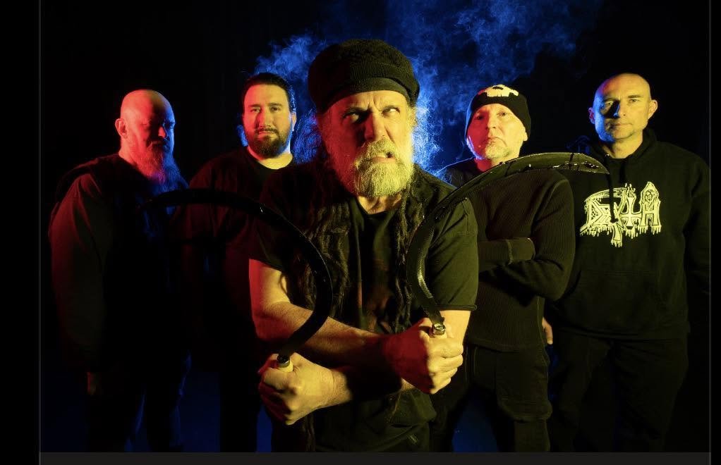 Six Feet Under - Tres décadas bajo tierra