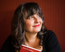 Mi libro es reparaci&oacute;n, ofrenda y venganza