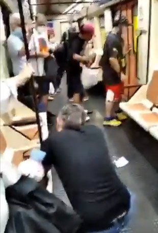 Vox lleva razon en que hay que favorecer la inmigracion latina, son nuestros hermanos